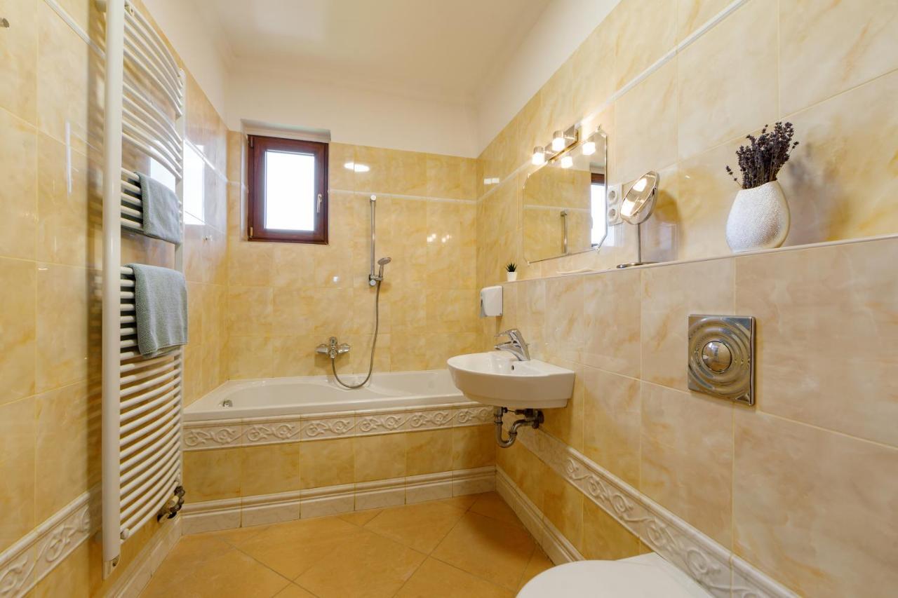 Villa Muzsa Deluxe بالاتونفوريد المظهر الخارجي الصورة